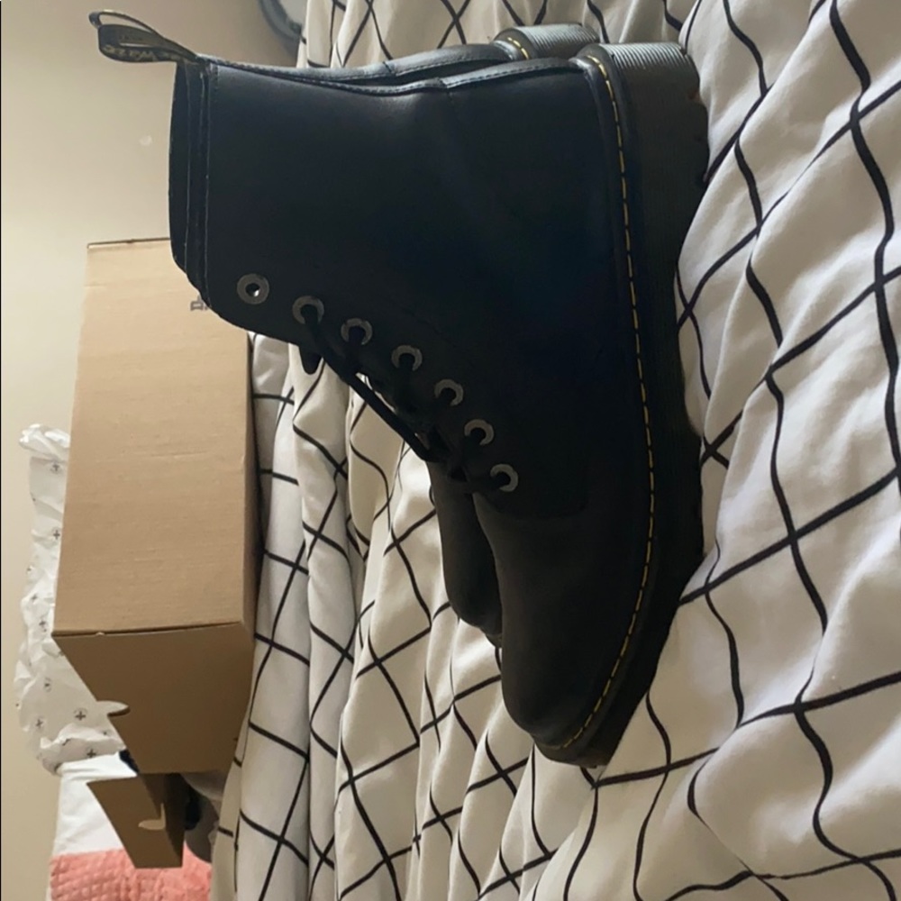 Dr. Martens Luana combat boots